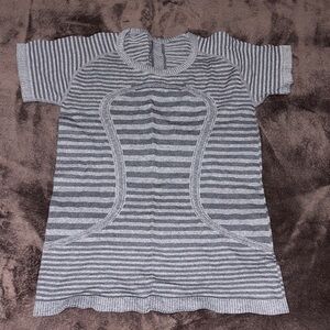 Lululemon athletica swiftly tech short sleeve top